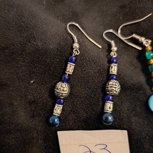 HAND MADE BEADED EARRINGS 30 PIECES